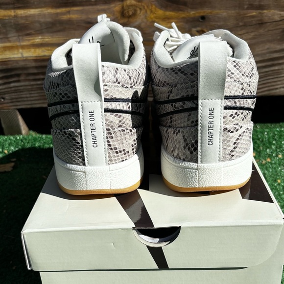 Size 12.5 - Nike Book 1 Python - HJ5352-100 Devin Booker limited edition - Picture 3 of 9